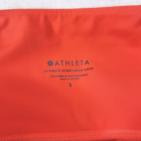 Athleta Ultimate Dobby Mesh Capri High Rise Small - Picture 8 of 10